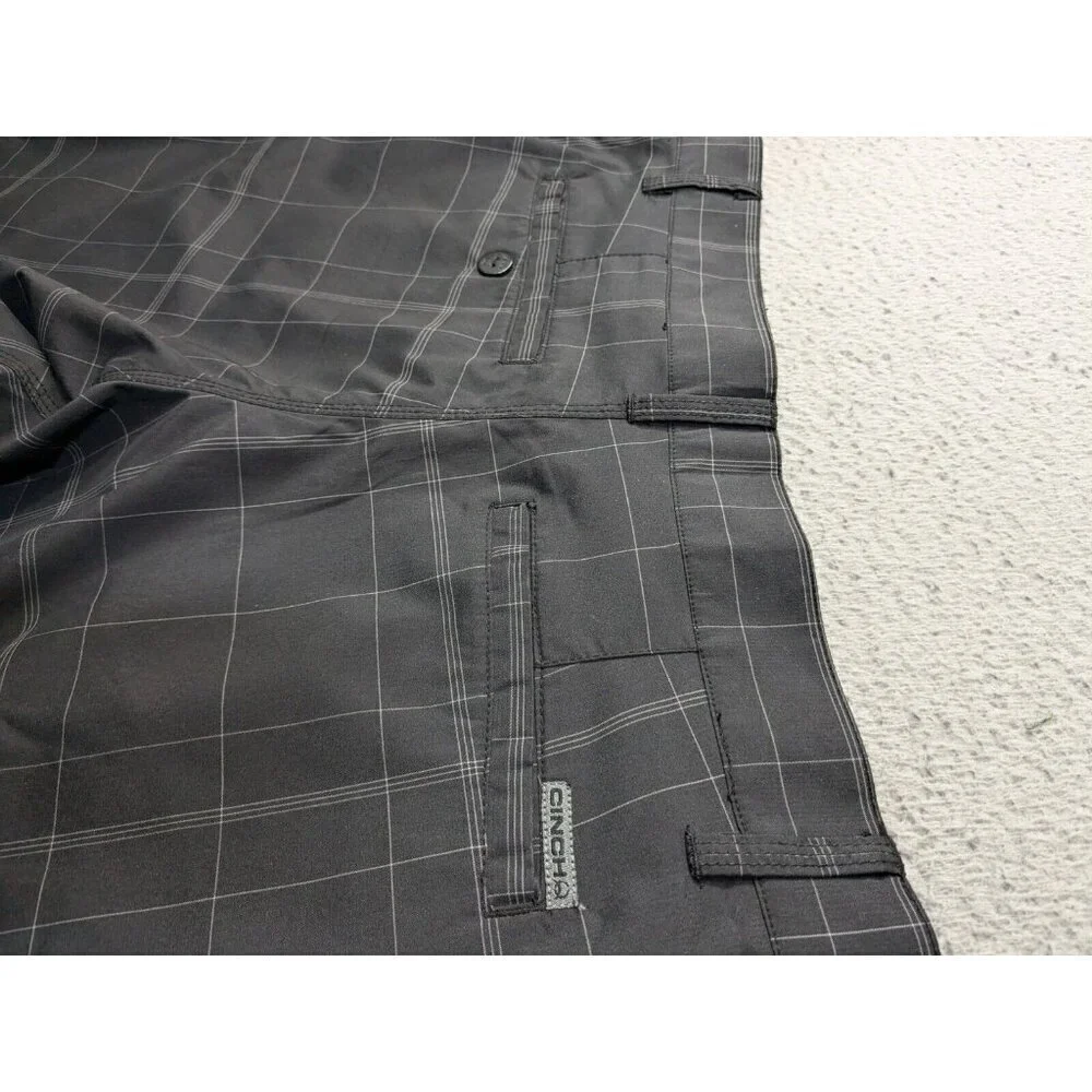 Cinch Shorts Mens 32 Golf Stretch Casual Black Plaid